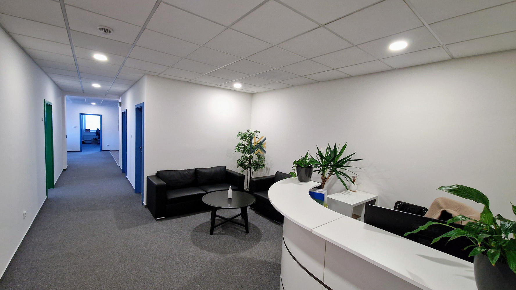 Pronájem kanceláře 394 m² – fotografie 3