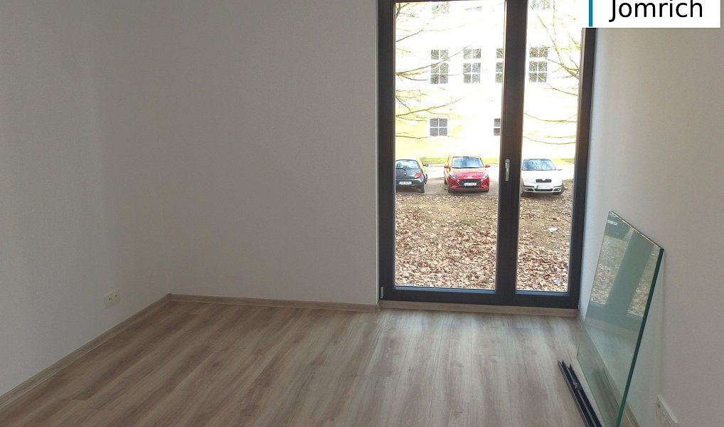 Pronájem bytu 2+kk 78 m², Turnov – náhled fotky 12