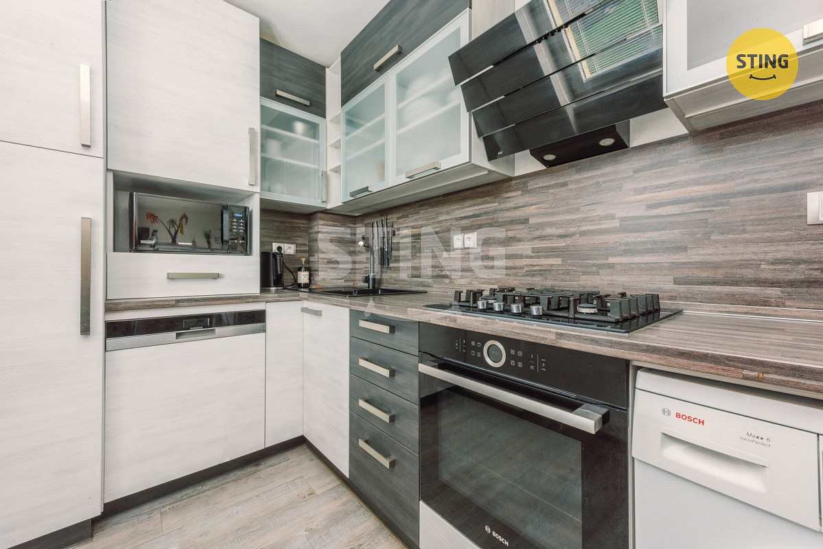 Prodej bytu 3+1 67 m² - Widok 3