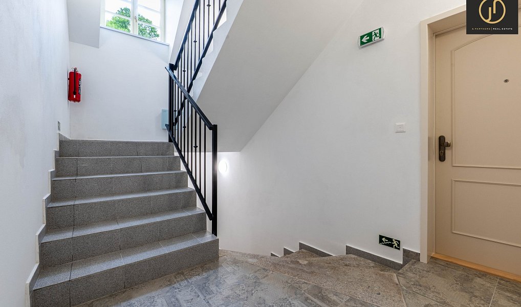 Prodej bytu 2+kk 34 m², Jáchymov – náhled fotky 9