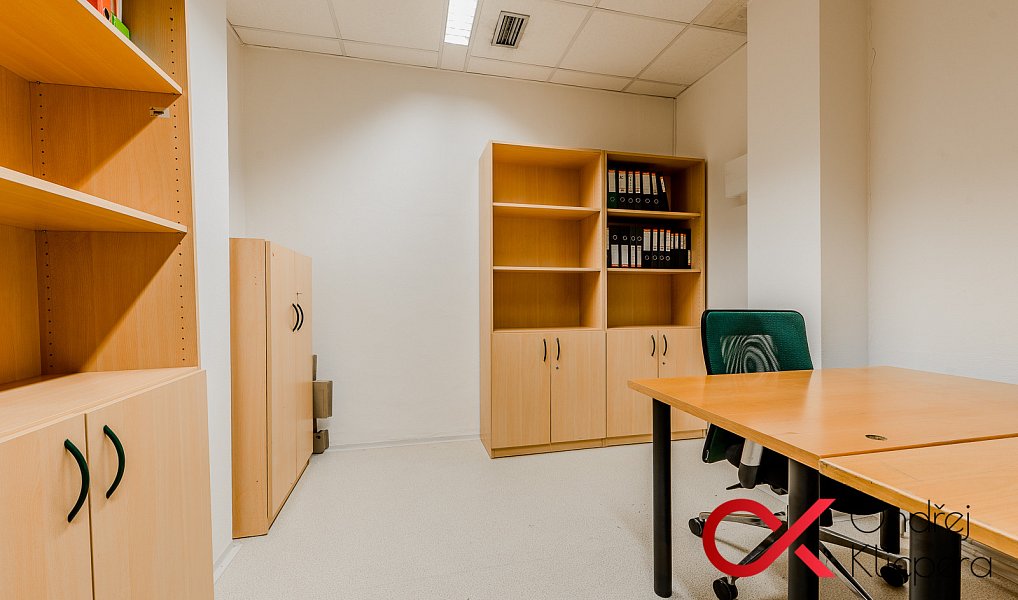 Pronájem kanceláře 44 m², Praha – náhled fotky 3