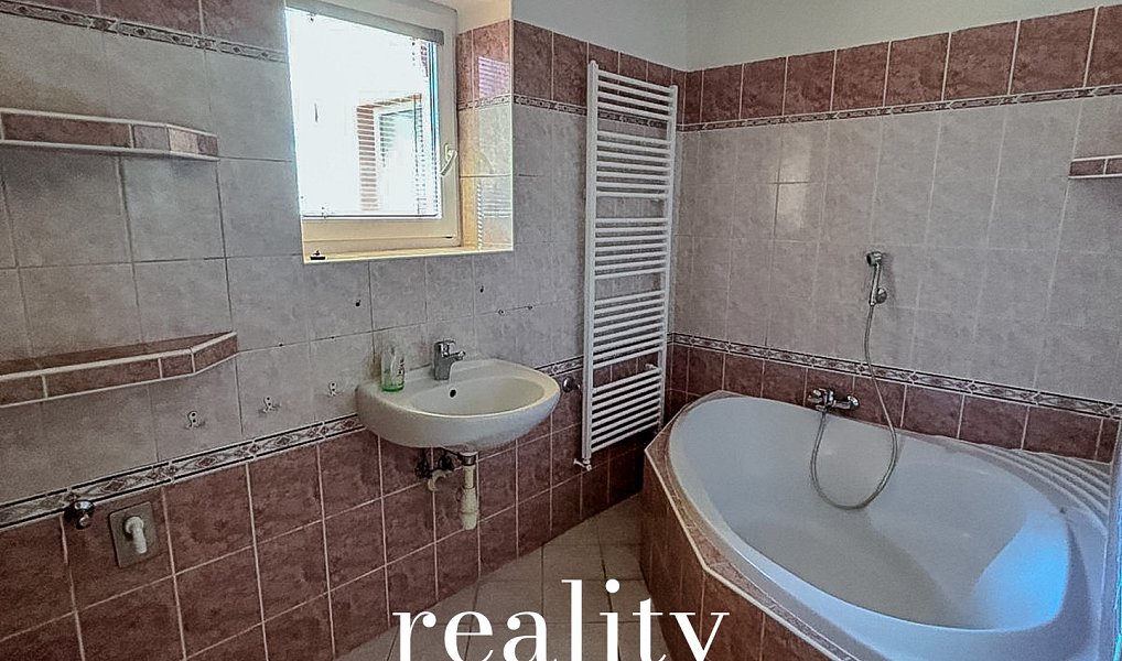 Prodej domu 180 m² s pozemkem 1 487 m², Grygov – náhled fotky 9