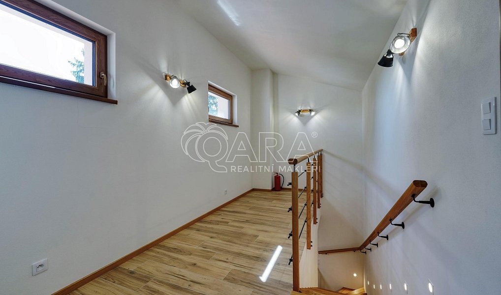 Prodej domu 350 m² s pozemkem 3 414 m², Libějovice – náhled fotky 31