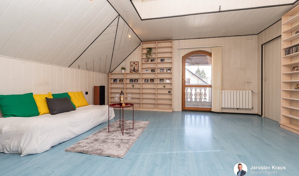 Prodej domu 250 m² s pozemkem 769 m², Nechanice – náhled fotky 17
