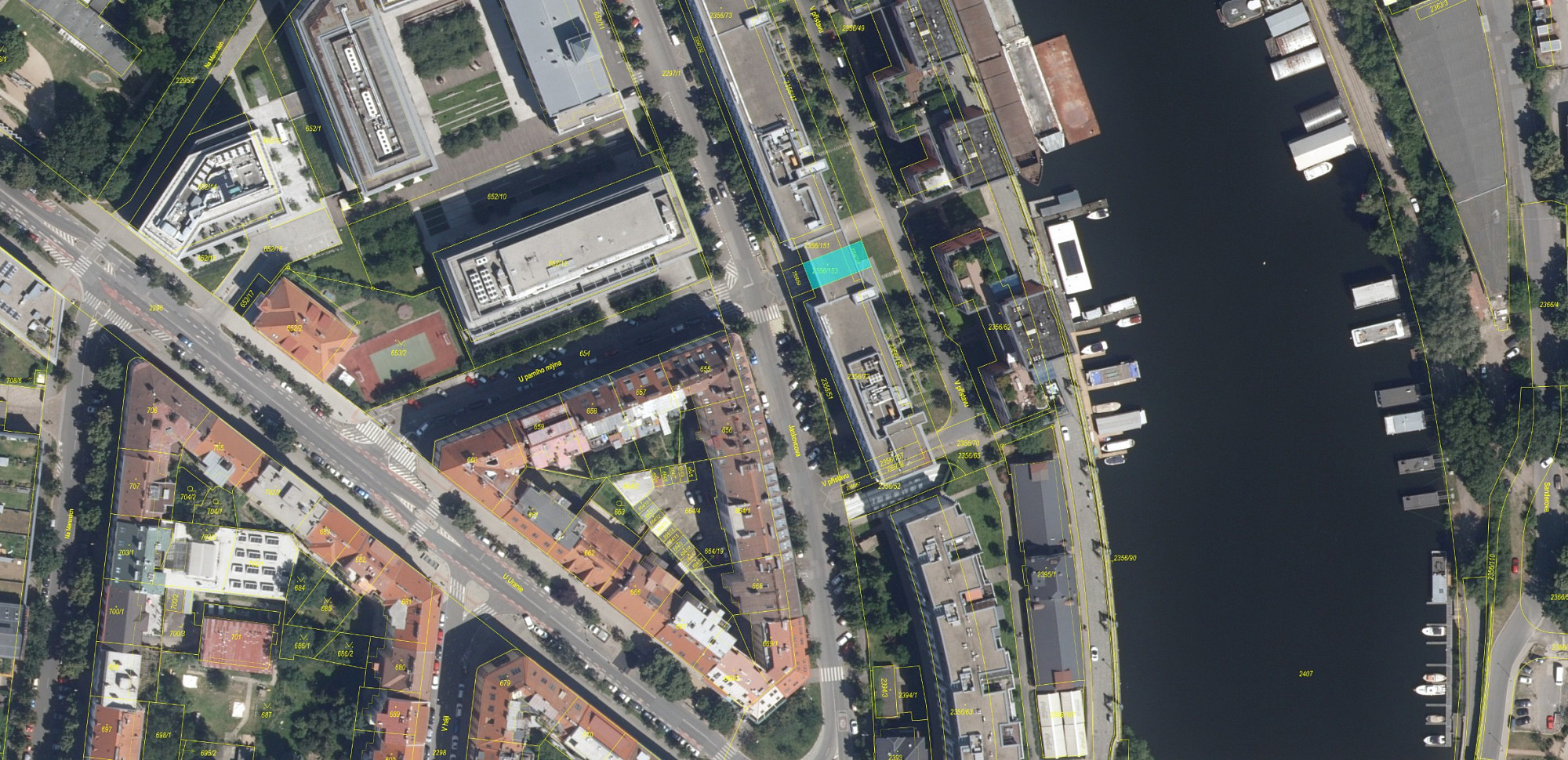 Prodej pozemku 160 m² – fotografie 2