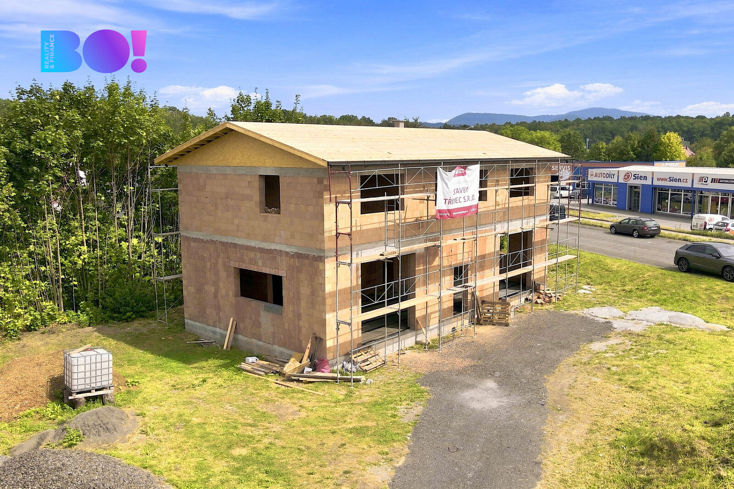 Pronájem obchodních prostor 255 m²