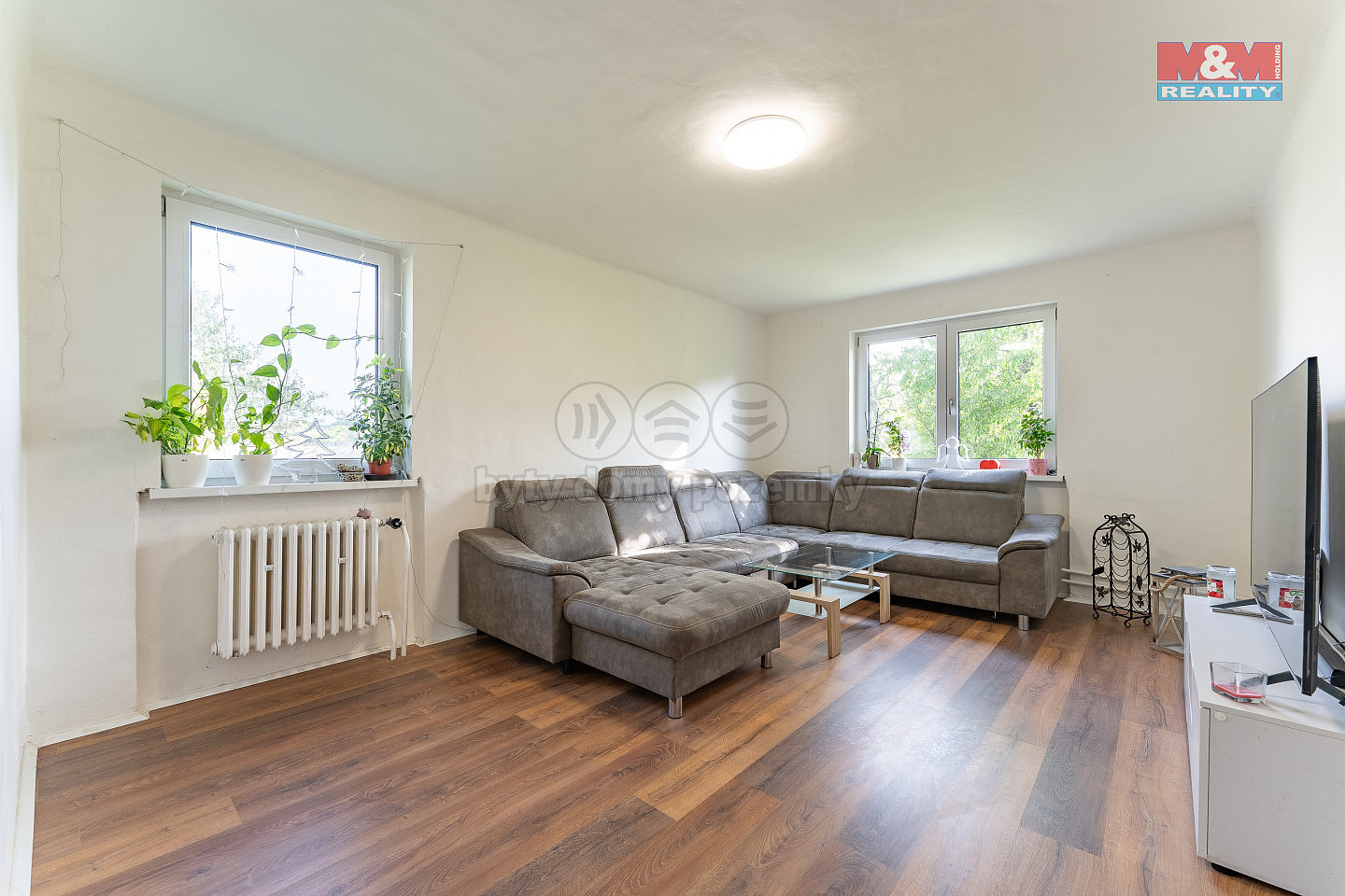 Prodej domu 743 m² s pozemkem 2 776 m² — photo 2