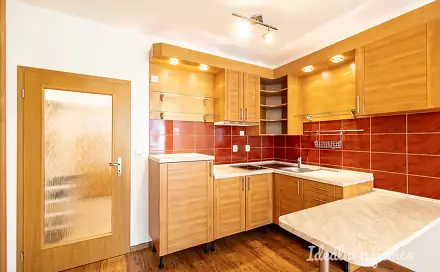 Pronájem bytu 1+kk 28 m²
