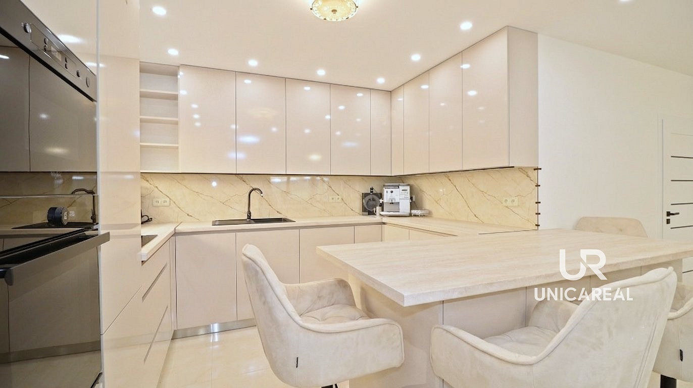Prodej domu 230 m² s pozemkem 1 573 m² – pohled 6