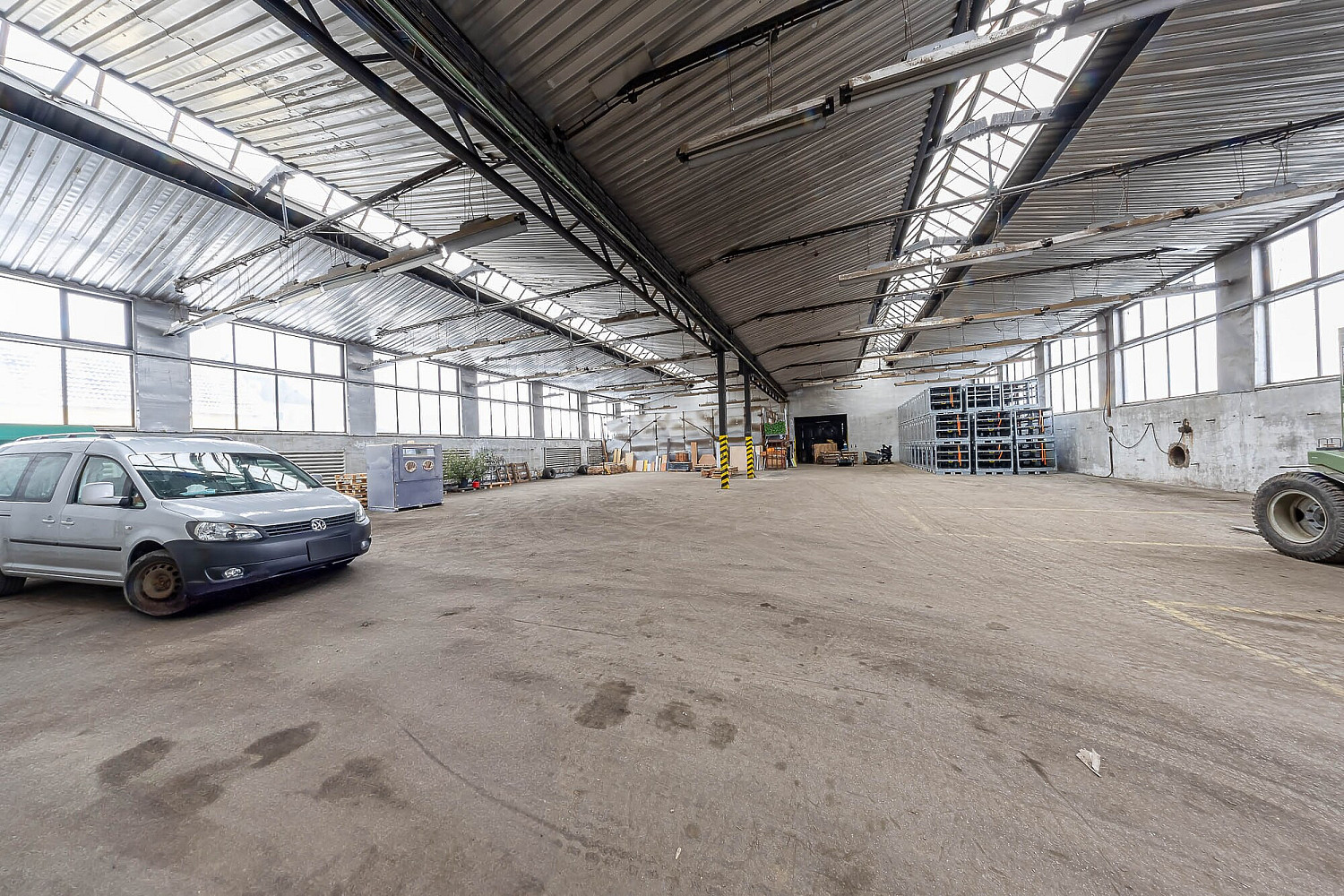 Pronájem skladovacích prostor 650 m² – fotografie 4