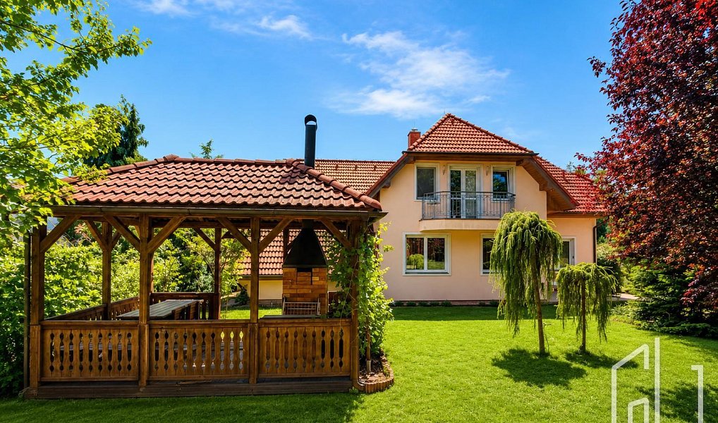 Prodej domu 301 m² s pozemkem 803 m², Praha – náhled fotky 5