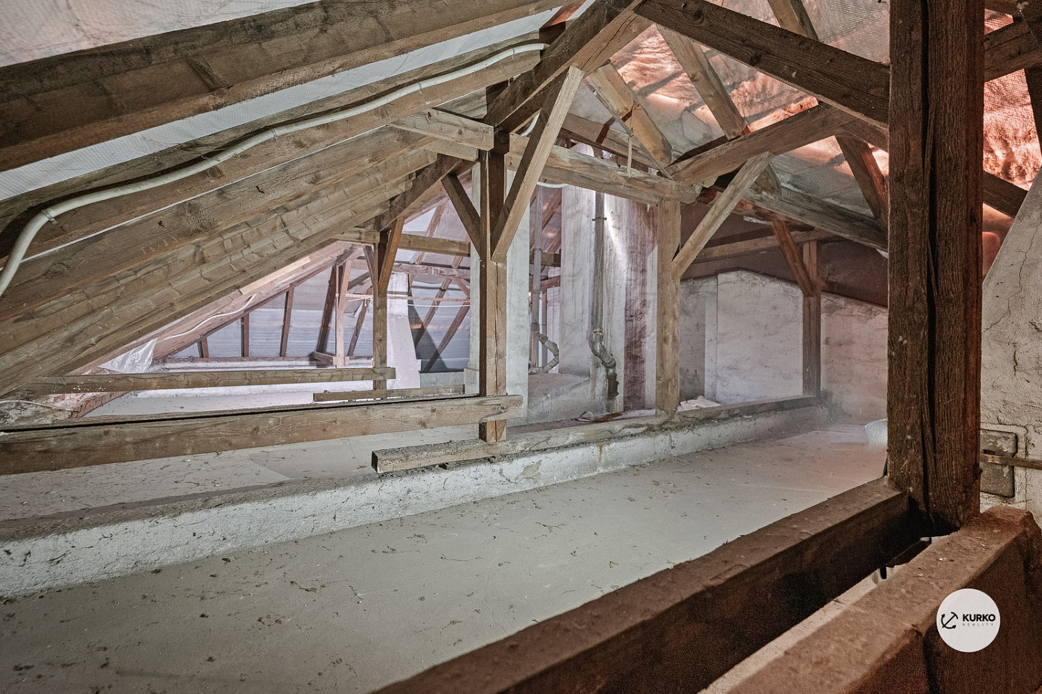 Prodej bytu atypického 135 m² — photo 4