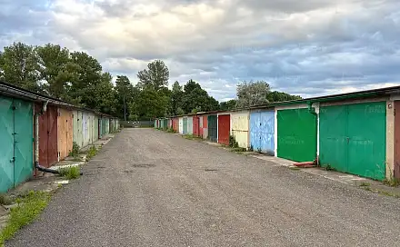 Prodej zděné garáže Hradec Králové, Slezské Předměstí, Bratří Štefanů, Hradec Králové - Svinary