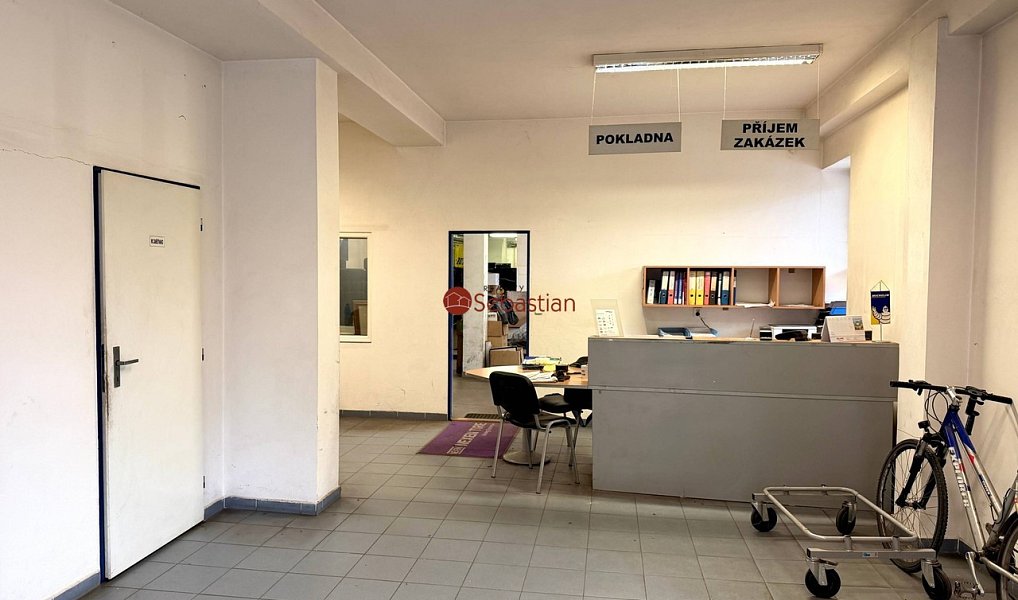 Pronájem výrobních prostor 530 m², Pelhřimov – náhled fotky 2