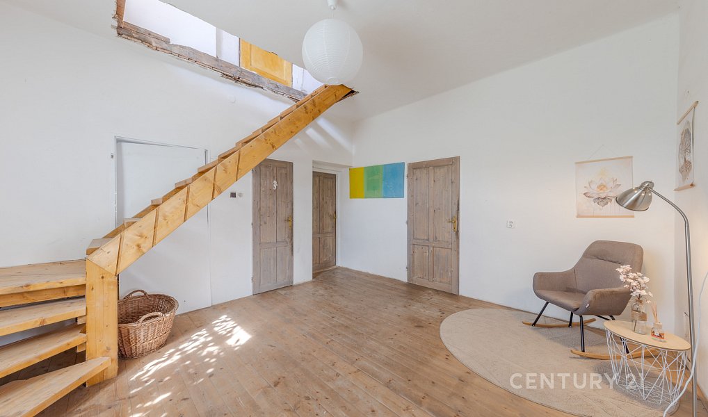 Prodej nájemního domu, činžáku 200 m², Olbramice – náhled fotky 11
