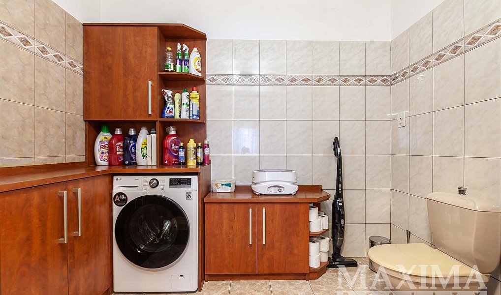 Prodej domu 245 m² s pozemkem 773 m², Ejpovice – náhled fotky 16
