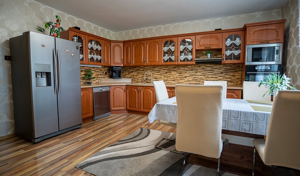 Prodej domu 180 m² s pozemkem 809 m², Hrochův Týnec – náhled fotky 5
