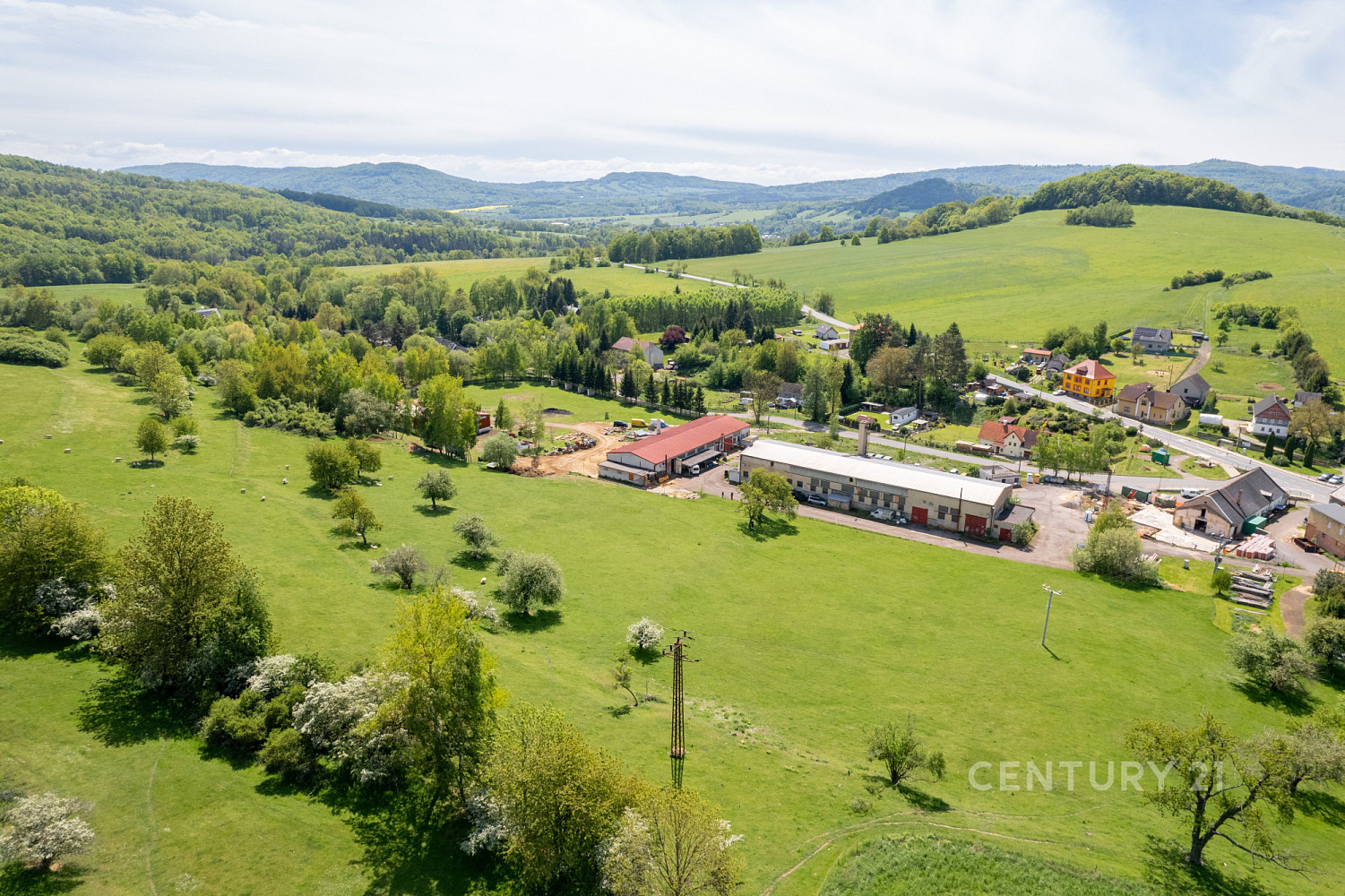 Prodej komerčního pozemku 3 400 m² — photo 3