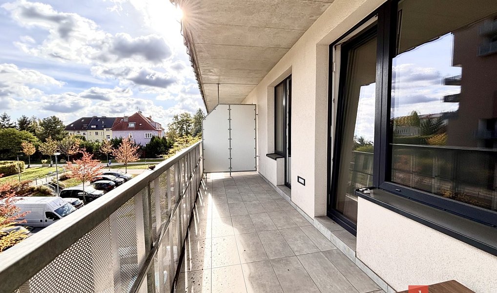 Pronájem bytu 2+kk 61 m², Praha – náhled fotky 8