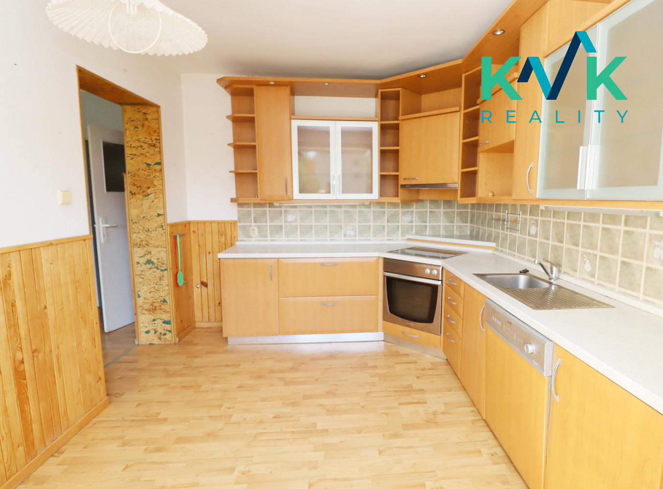 Prodej domu 220 m² s pozemkem 541 m² — photo 3