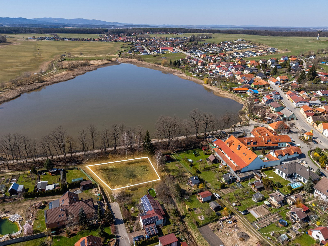 Prodej stavebního pozemku 1 203 m² – fotografie 3