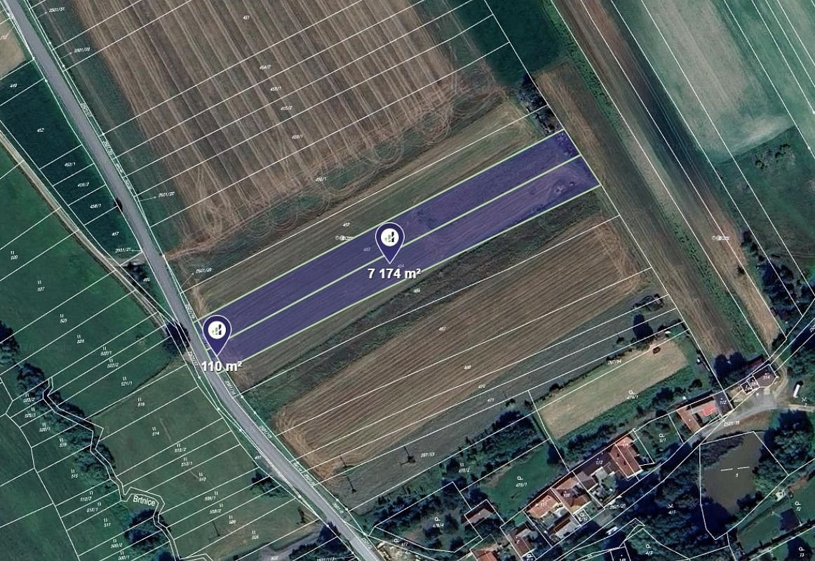 Prodej pole 7 284 m², Předín
