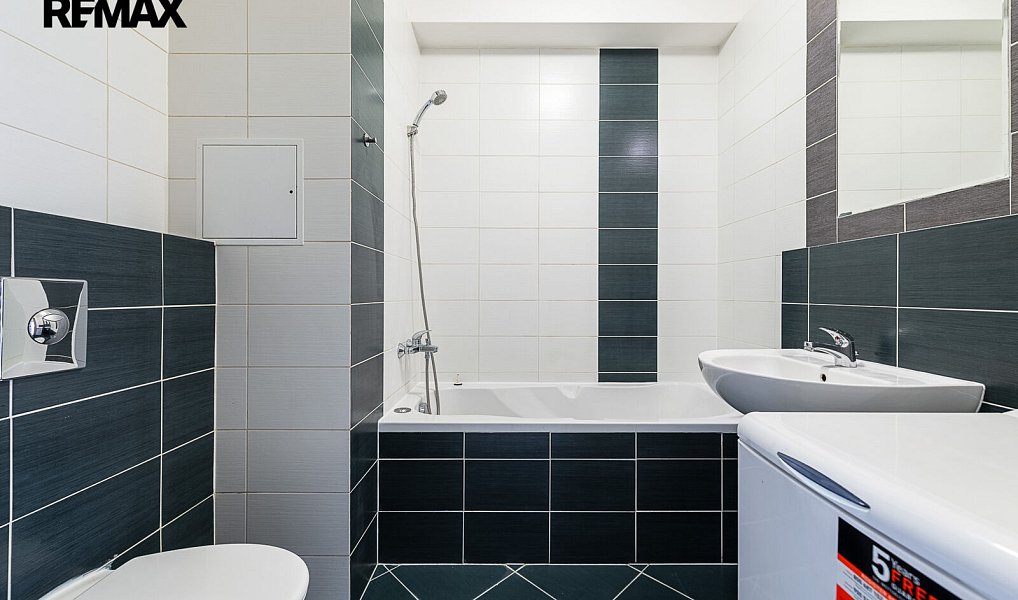 Prodej bytu 1+kk 32 m², Praha – náhled fotky 11