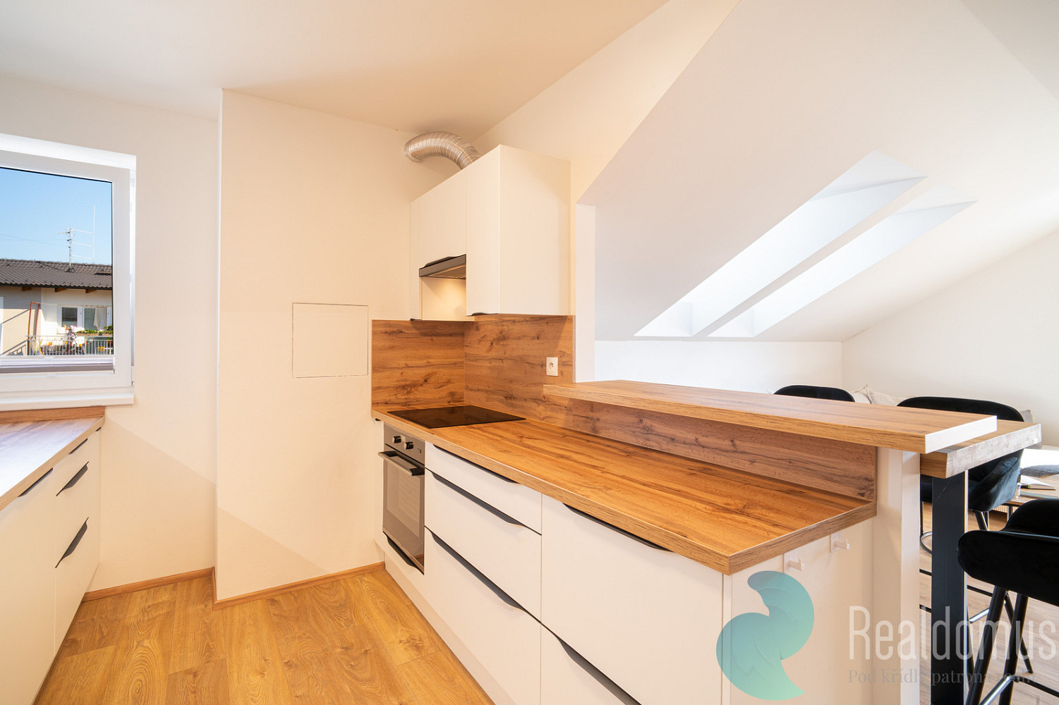 Prodej bytu 3+kk 88 m² — photo 2