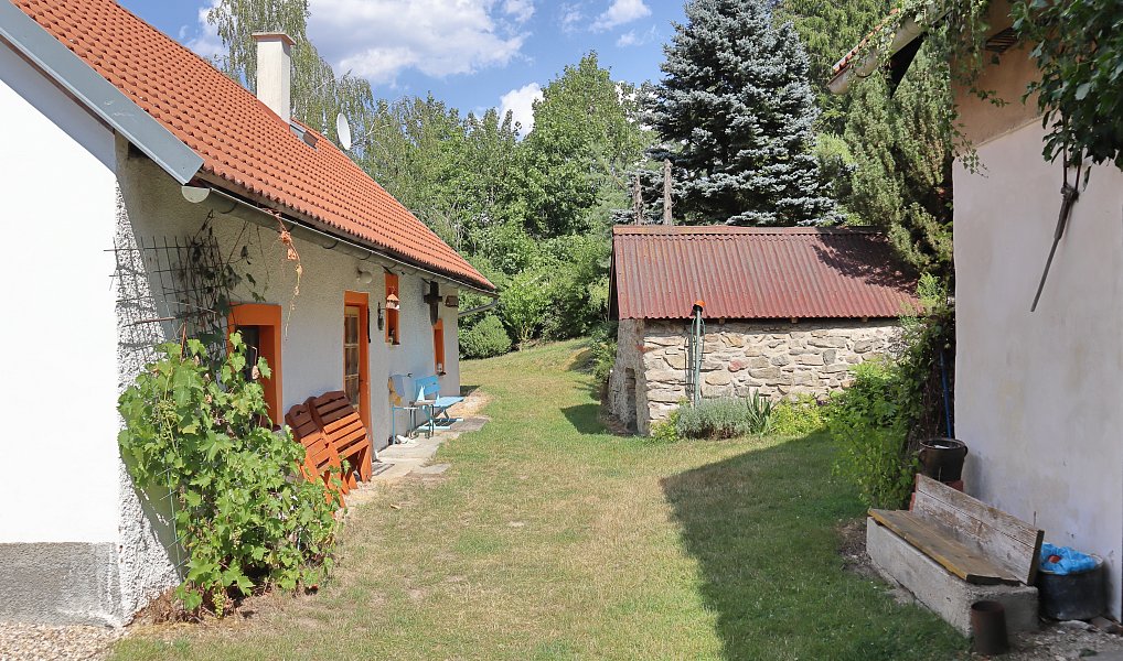 Prodej chalupy 70 m² s pozemkem 3 833 m², Postupice – náhled fotky 4