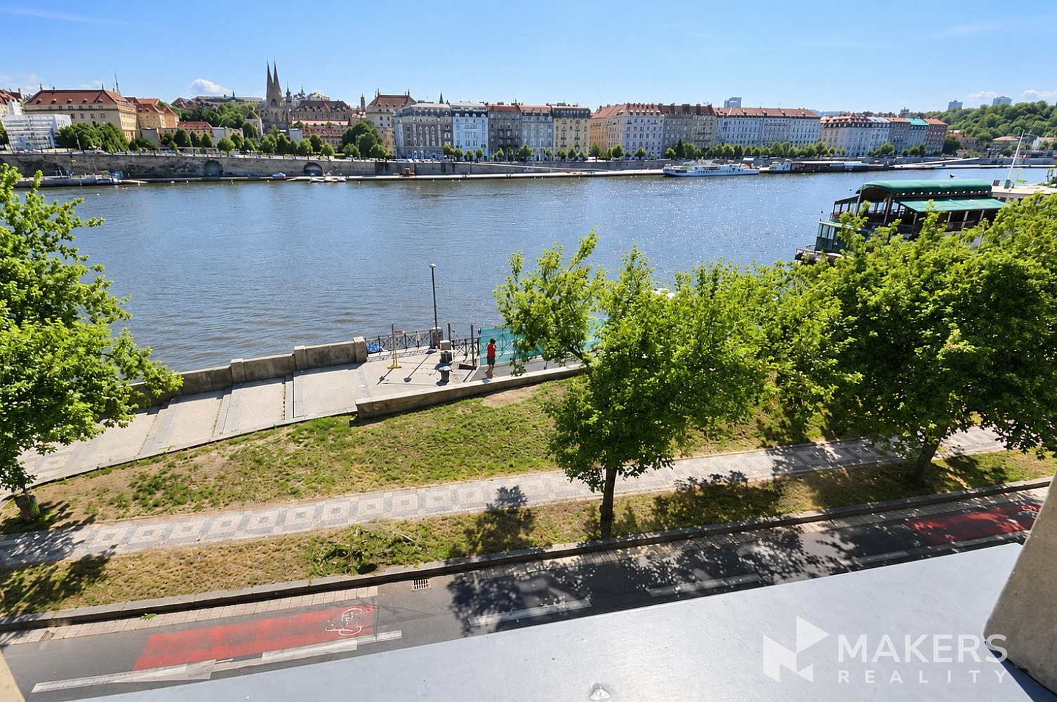 Pronájem bytu 3+kk 94 m² – fotografie 3