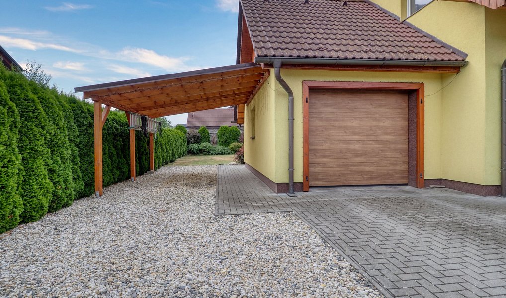 Prodej domu 145 m² s pozemkem 835 m², Zvole – náhled fotky 28