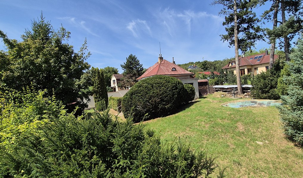 Prodej domu 102 m² s pozemkem 903 m², Černošice – náhled fotky 41