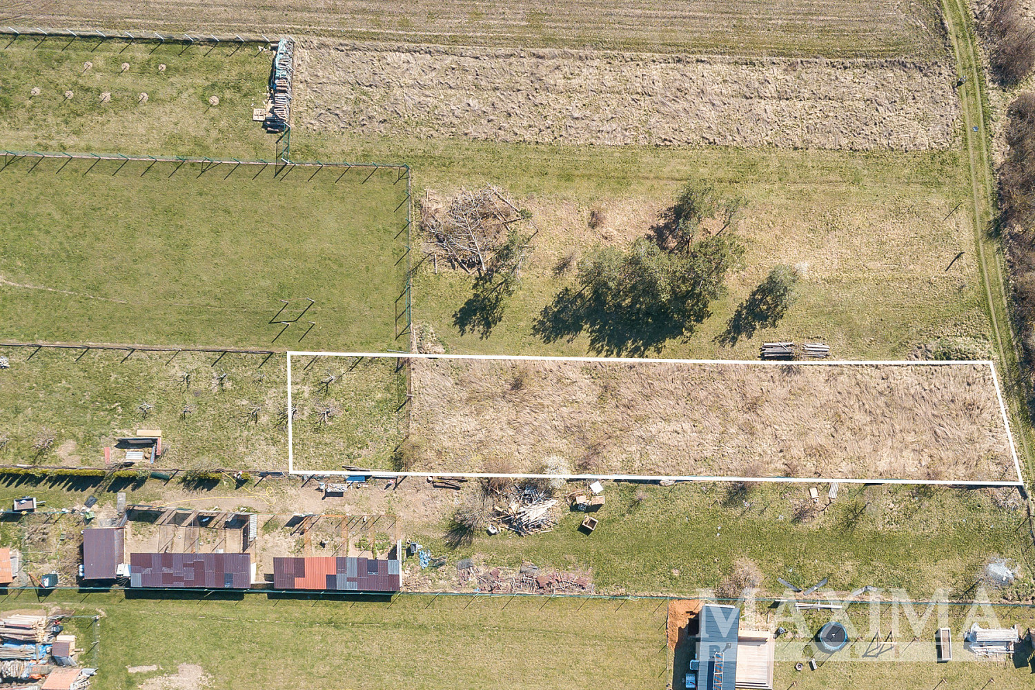 Prodej pozemku 850 m² — photo 2