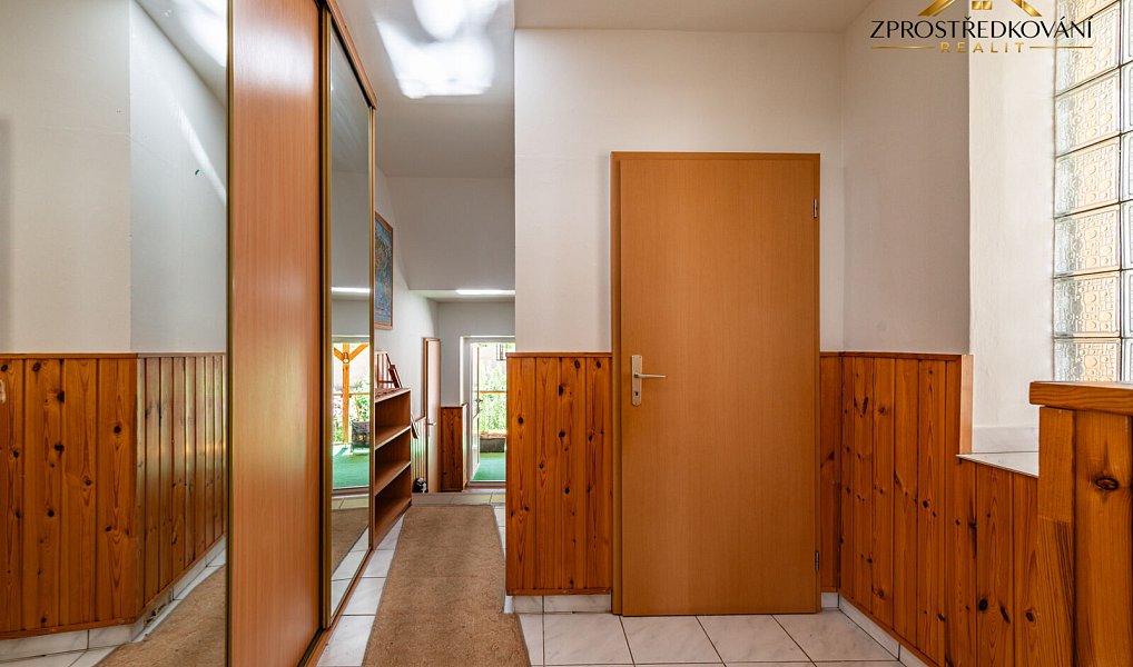 Prodej domu 259 m² s pozemkem 605 m², Kraslice – náhled fotky 15