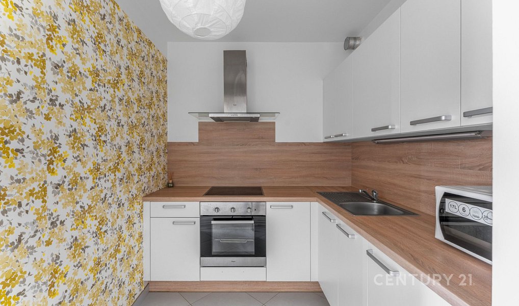 Prodej bytu 1+kk 35 m², Praha – náhled fotky 5