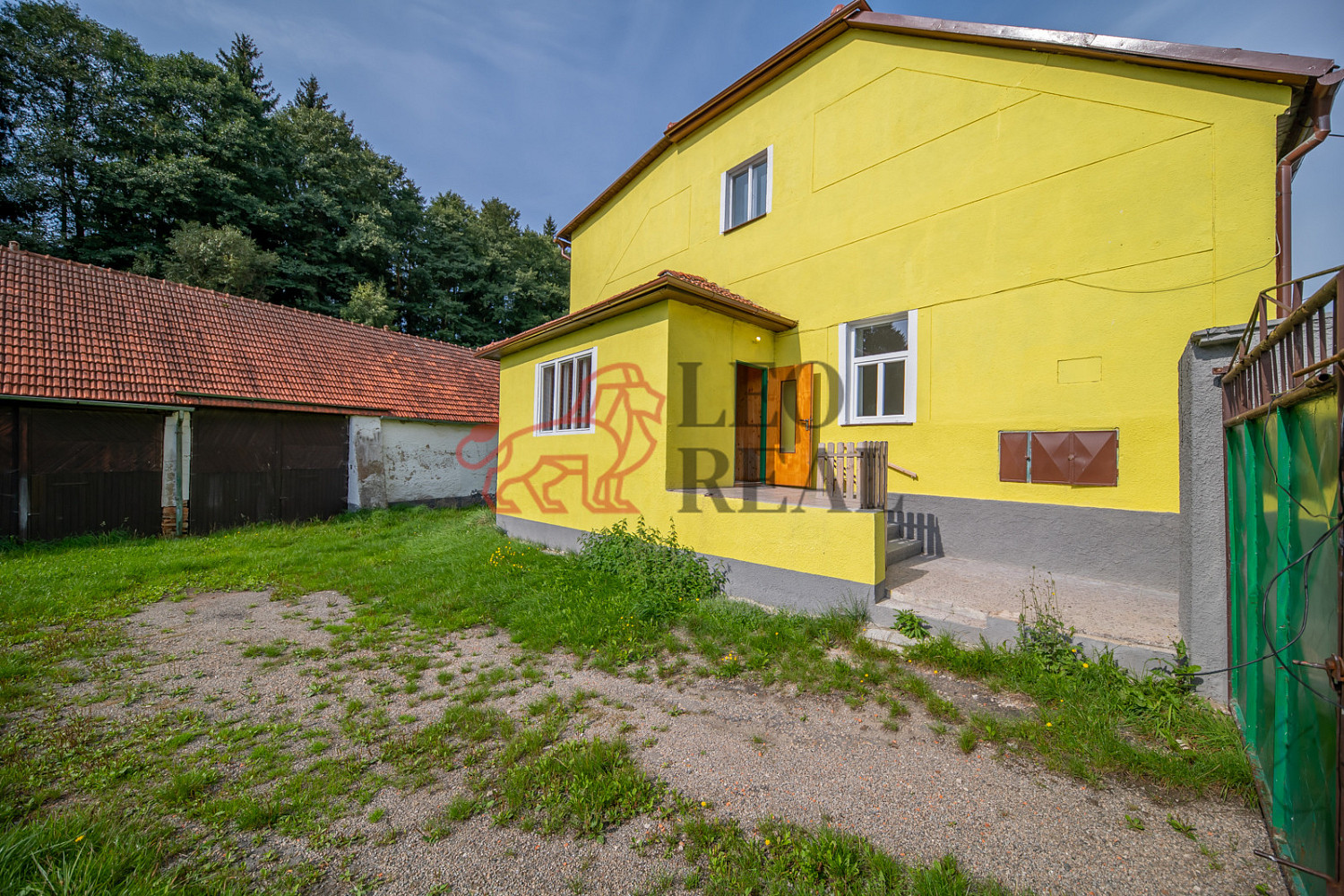 Prodej domu 321 m² s pozemkem 891 m² – fotografie 3