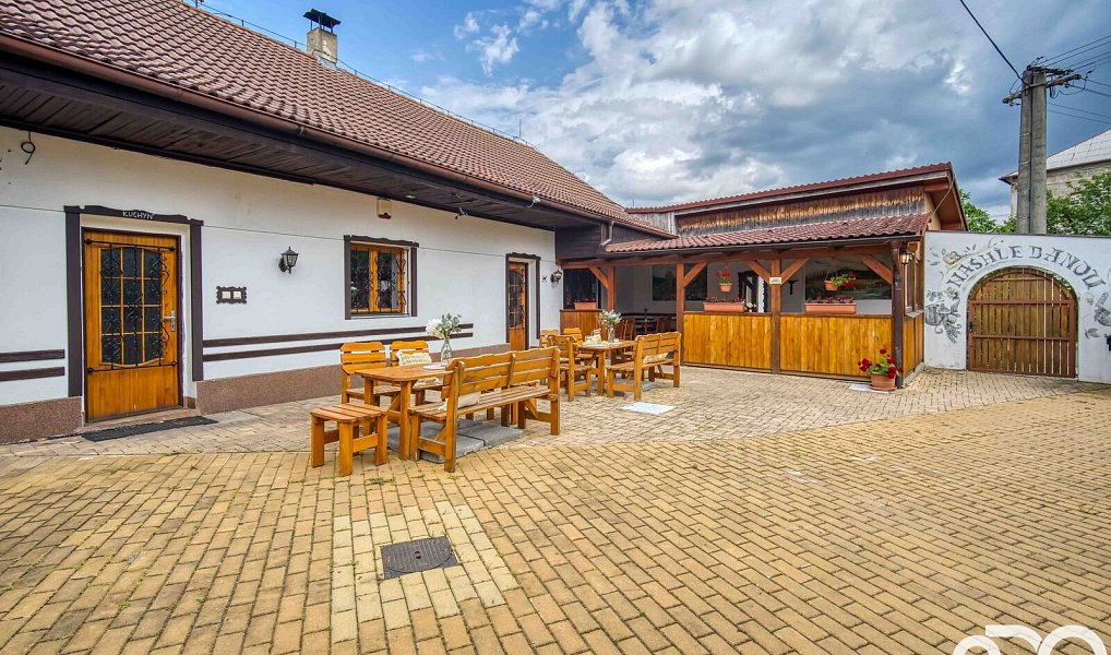 Prodej restaurace 178 m², Hradešín – náhled fotky 4