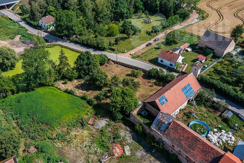 Prodej stavebního pozemku 1 773 m² – fotografie 4