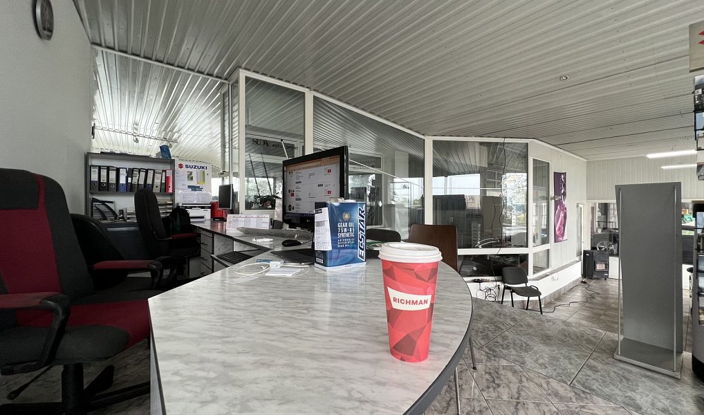 Prodej komerčního objektu (jiného typu) 700 m², Praha – náhled fotky 2