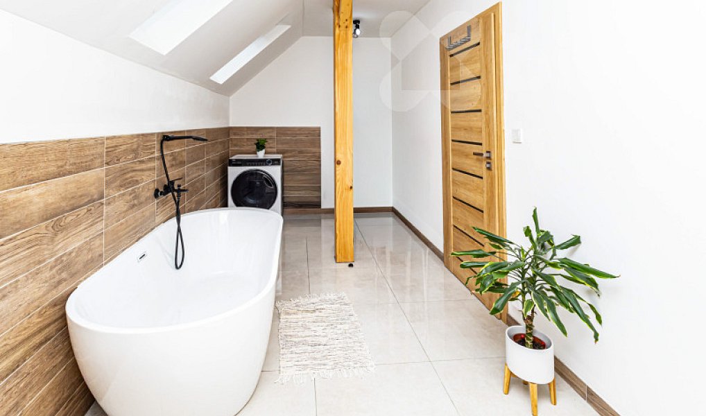 Prodej domu 130 m² s pozemkem 380 m², Choteč – náhled fotky 20