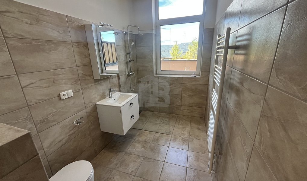 Pronájem bytu 2+kk 73 m², Trutnov – náhled fotky 12