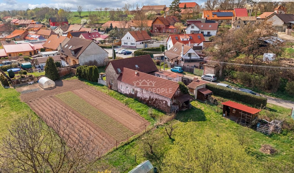 Prodej domu 133 m² s pozemkem 1 126 m², Zlonice – náhled fotky 32