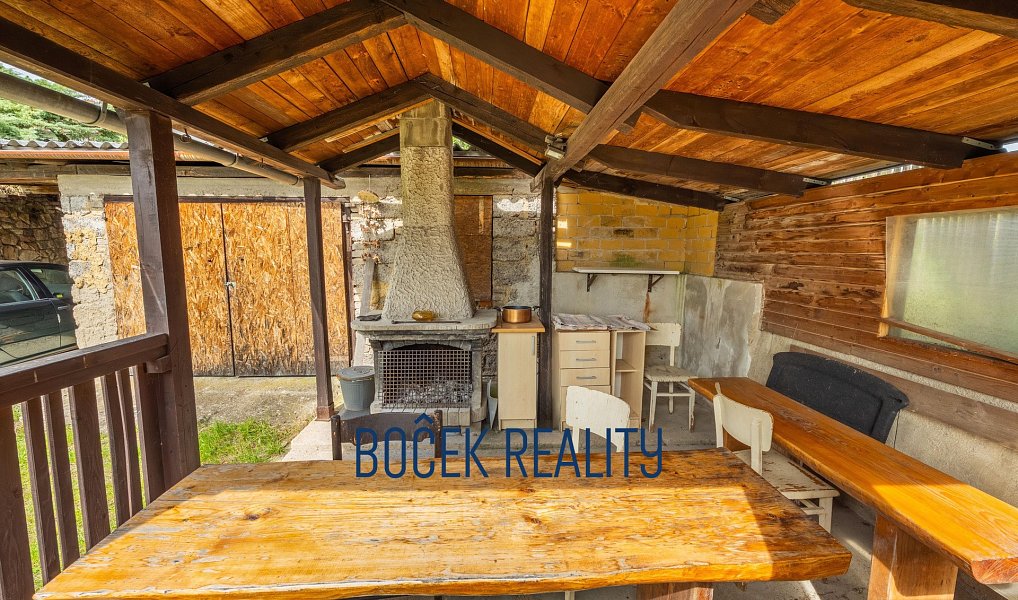 Prodej domu 211 m² s pozemkem 1 356 m², Sýkořice – náhled fotky 31