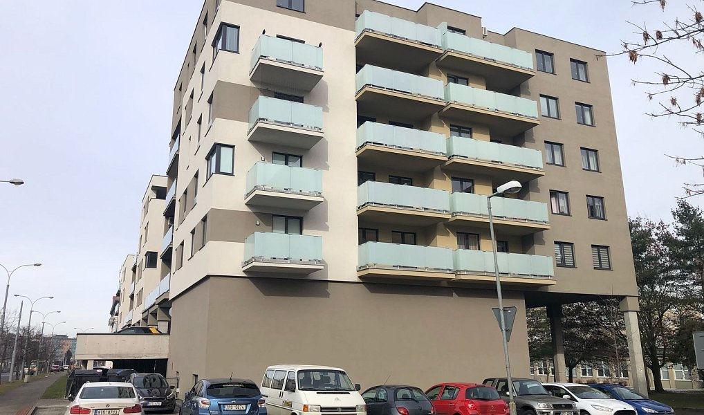 Garáž v Plzni na Slovanech, Plzeň – náhled fotky 5