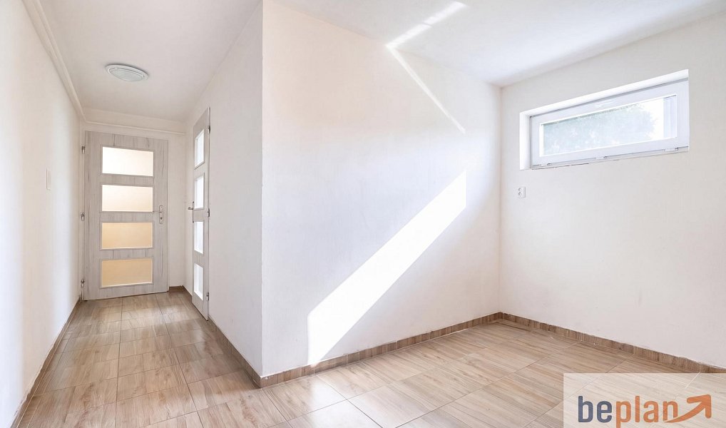 Prodej domu 300 m² s pozemkem 557 m², Drnholec – náhled fotky 22