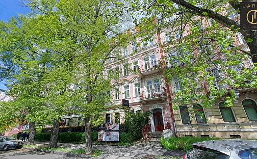 Prodej bytu 2+1 76 m², nábřeží Jana Palacha, Karlovy Vary