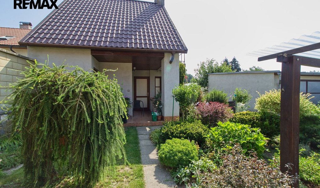 Prodej domu 210 m² s pozemkem 402 m², Černovice – náhled fotky 28