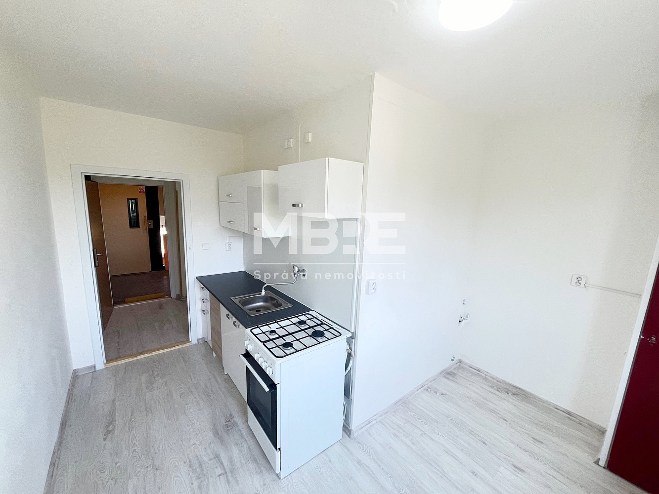 Pronájem bytu 1+1 39 m² – fotografie 2