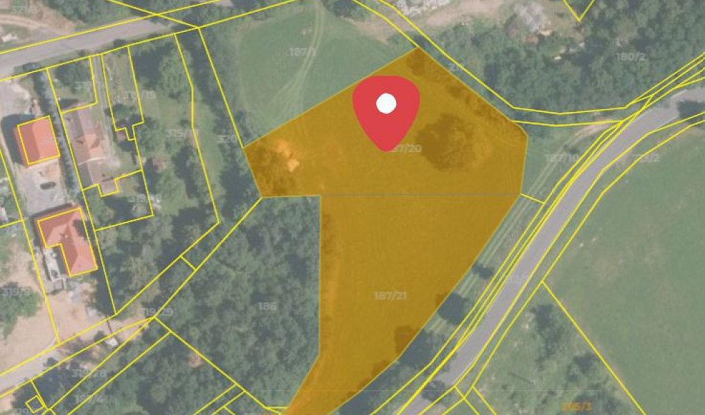 Prodej stavebního pozemku 5 679 m², Vysoký Chlumec – náhled fotky 4