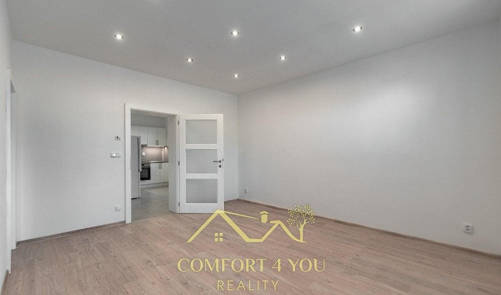 Pronájem bytu 1+1 40 m², Znojmo – náhled fotky 2
